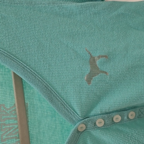 PINK Victoria's Secret Women's Aqua Long Sleeve Top Medium - Picture 3 of 8